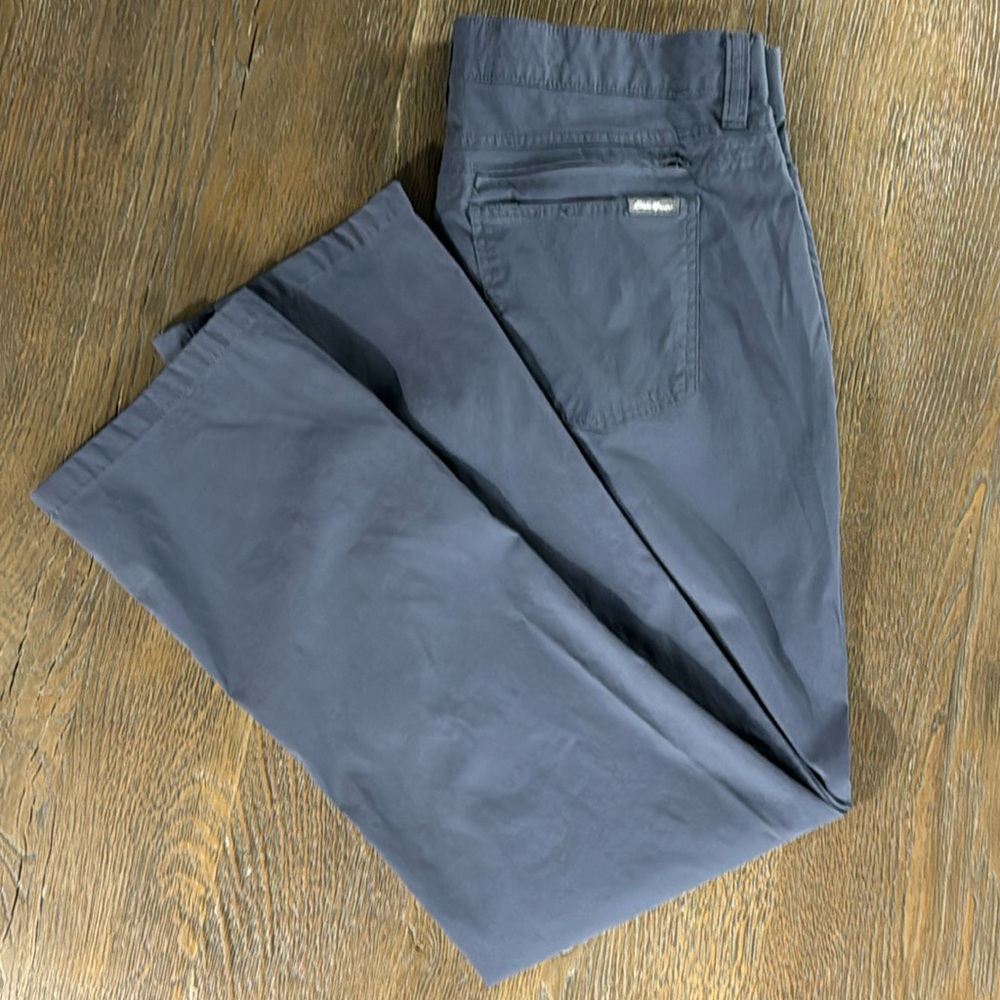 EDDIE BAUER™️ Men's Size 36x30 Navy Blue Travel Pants